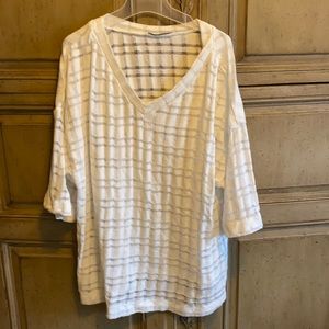 White 3/4 length sleeve summer sweater